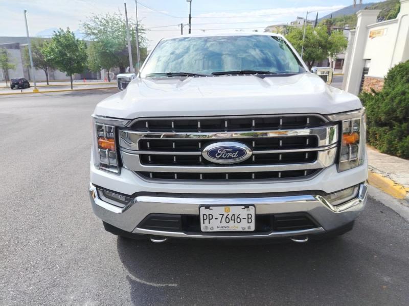FORD LOBO CREW 4X4  2023