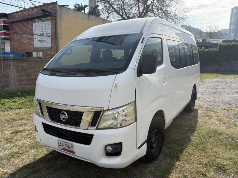 NISSAN URVAN 12 PASAJEROS 2016