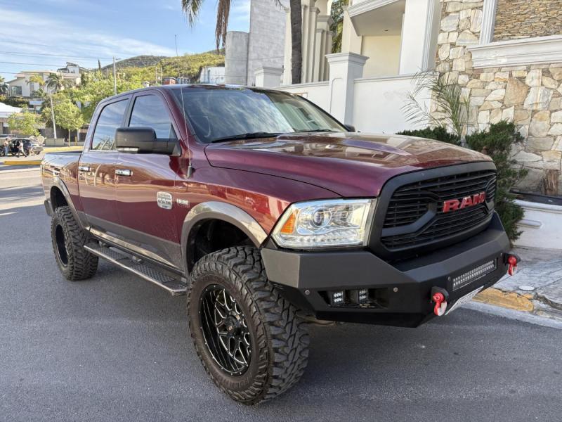 DODGE RAM CREW CAB LARAMIE  LONGHORN 4X4 2018  